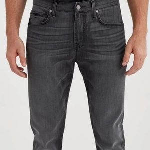 Seven for All Mankind The Straight Jean